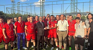 ESOGÜ Birimler Arası Personel Futbol Turnuvası'nda kupa sahibini buldu