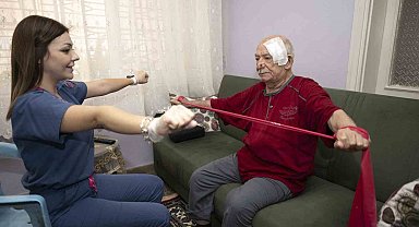 Evde Sağlık ve Bakım Birimi umut olmaya devam ediyor