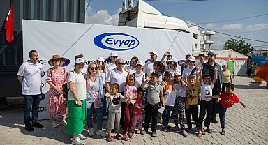 Evyap'tan deprem bölgesine mobil berber tırı ve 10 hijyen istasyonu desteği