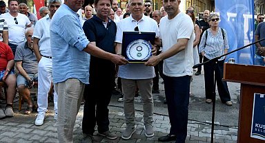 Farklı coğrafyalardan gelen Giritliler Kuşadası'nda buluşuyor