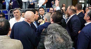 Fenerbahçe Olağan Genel Kurulu'nda gerginlik!