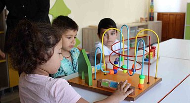 Finike Çocuk Kreşi ve Gündüz Bakımevi açıldı