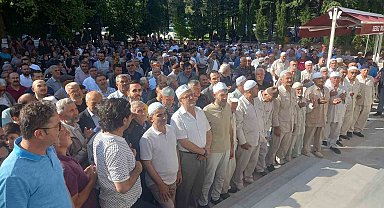 Gediz'de son hacı kafilesi dualarla uğurlandı