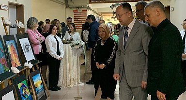 Geleceğin tasarımcıları eserlerini sergiledi