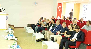 GİBTÜ'de uyuşturucu ile mücadele konferansı düzenlendi