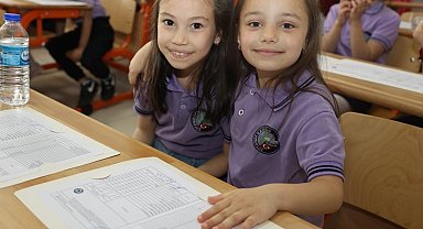 Giresun'da 65 bin öğrenci karne heyecanı yaşadı