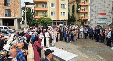 Giresun'dan 516 hacı adayı dualarla kutsal topraklara uğurlandı
