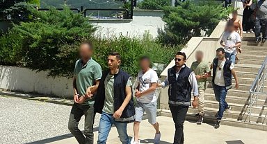 Göçmen kaçakçıları tutuklandı