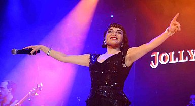 Göksel, Bursalıları coşturdu