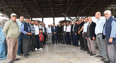 Gürkan: Buğday Pazarı Esnafını ziyaret etti