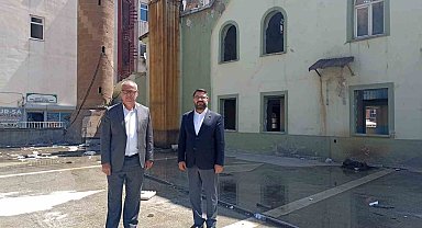 Hacı Sait Camii'nin yıkım çalışmalarına başlandı