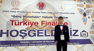 Hafızlık yarışmasında Erzurum'u gururlandırdı