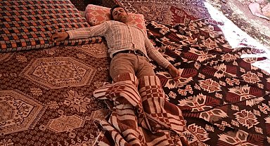 Hakkari'de attan düşen vatandaş ambulans helikopterle kurtarıldı