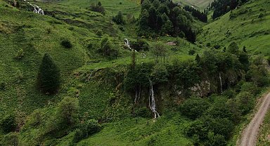 Hamsiköy Şelaleleri Arap turistlerin gözdesi oldu