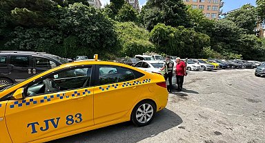 Hasta bekleyen ambulansın yoldan çekilmesini isteyen taksi sürücüsüne para cezası