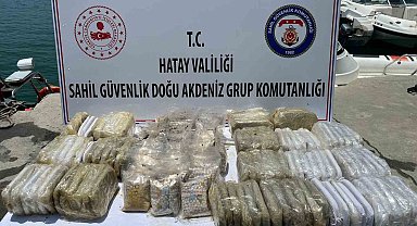 Hatay'da 43 bin adet uyuşturucu hap, 26 kilo takoz esrar ele geçirildi