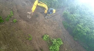 Heyelan bölgelerinde yoğun çalışma