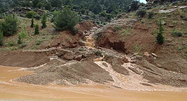 Heyelan felaketinin yaşandığı bölge dron ile görüntülendi