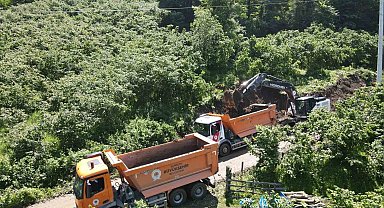 Heyelandan kapanan yollar açılıyor