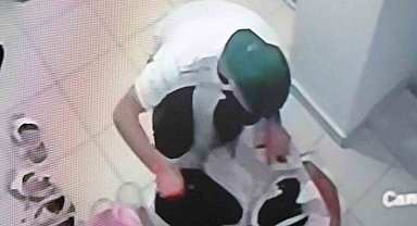 Hırsız girdiği apartmanda ayakkabıları çuvala doldurup, çaldığı bebek arabasına yükleyerek kaçtı