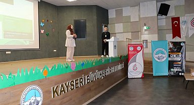 Huzur Çınarı'ndna YEŞİLAY ile Bağımlılıkla Mücadele Çalışması