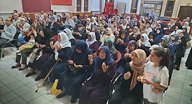 İlk hac kafilesi dualarla yola çıktı