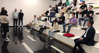 İnegöllü gençler Bilişim Vadisini keşfediyor