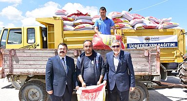İnönü Belediyesi'nden manda üreticilerine ücretsiz yem desteği