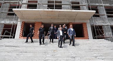 İnşaatı devam okullara inceleme