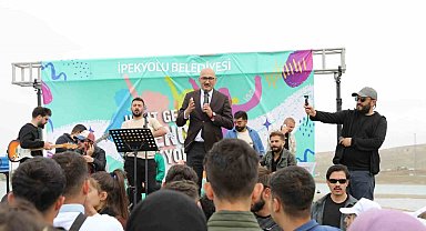 İpekyolu Belediyesi'nden YK 'ye girecek öğrencilere motivasyon etkinliği