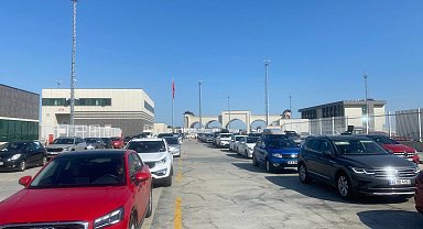 İpsala Sınır Kapısı'nda 10 kilometrelik araç kuyruğu