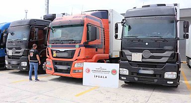 İpsala'da parçalara ayrılarak satılmak için Türkiye'ye getirilen 3 tır ele geçirildi