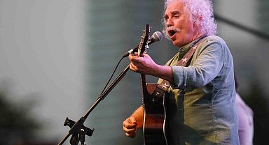 İş Sanat Çarşamba Sahnesi, Yeni Türkü konseri ile Marmaris'te