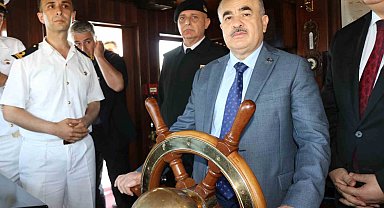 İşgal ordularını Çanakkale Boğazı'na gömen Nusret Mayın Gemisi'nin müzesine yoğun ilgi