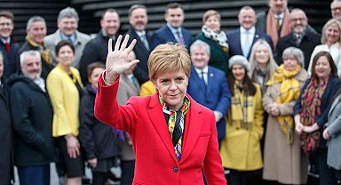 İskoçya'nın eski Başbakanı Nicola Sturgeon gözaltına alındı