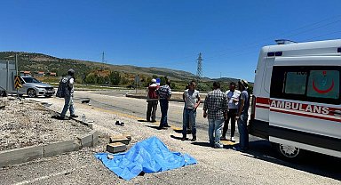 Isparta'da trafik kazası: 1 ölü, 2 yaralı