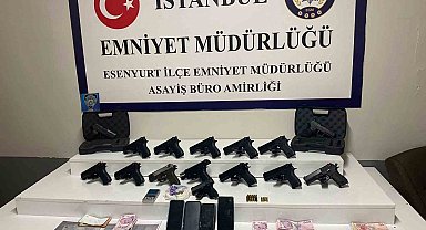 İstiklal Mahallesi'nde mahallelinin "Poşet içerisinde silah taşıyorlar" ihbarında 4 kişi gözaltına alındı