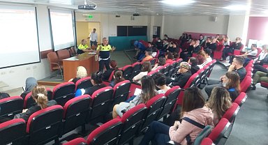 Jandarmadan hastane personeline trafik eğitimi