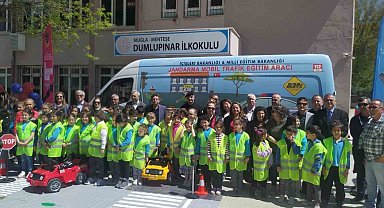 Jandarmadan öğrencilere trafik eğitimi