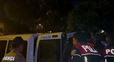 Kadın kılığında dolaşan erkek yakalandı