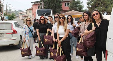 Kadın sanayiciler Hatay'da depremzedelere dokundu