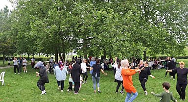 Kadınlar yaza "merhaba" dedi