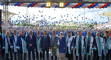 KAEÜ'de mezuniyet heyecanı