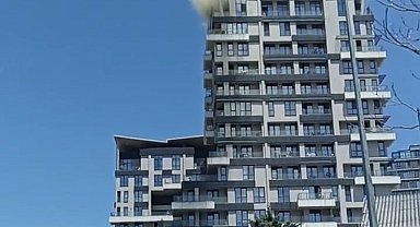 Kağıthane'de rezidansta yangın: Onlarca kişi mahsur kaldı