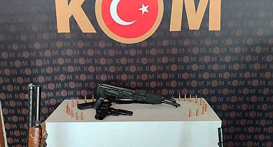 Kahramanmaraş'ta silah kaçakçılığı operasyonu: Biri Kalaşnikof 4 silah ele geçirildi