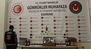 Kapıkule'de 1 milyon lira değerinde kaçak elektronik sigara, içki ve ilaç ele geçirildi