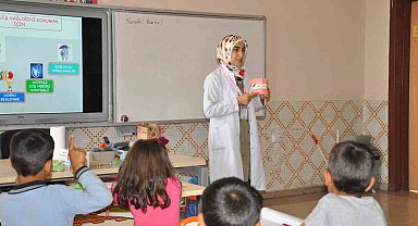 Karaman İl Sağlık Müdürlüğünden öğrencilere sağlık eğitimi