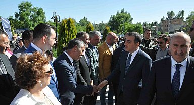 Kars'ta el emeği göz nuru ürünler sergilendi