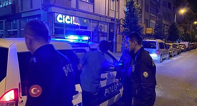 Kavga ihbarına giden bekçiler tabanca yakaladı