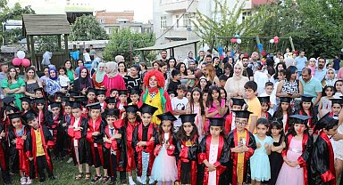 Kayapınar'da miniklerin karne heyecanı